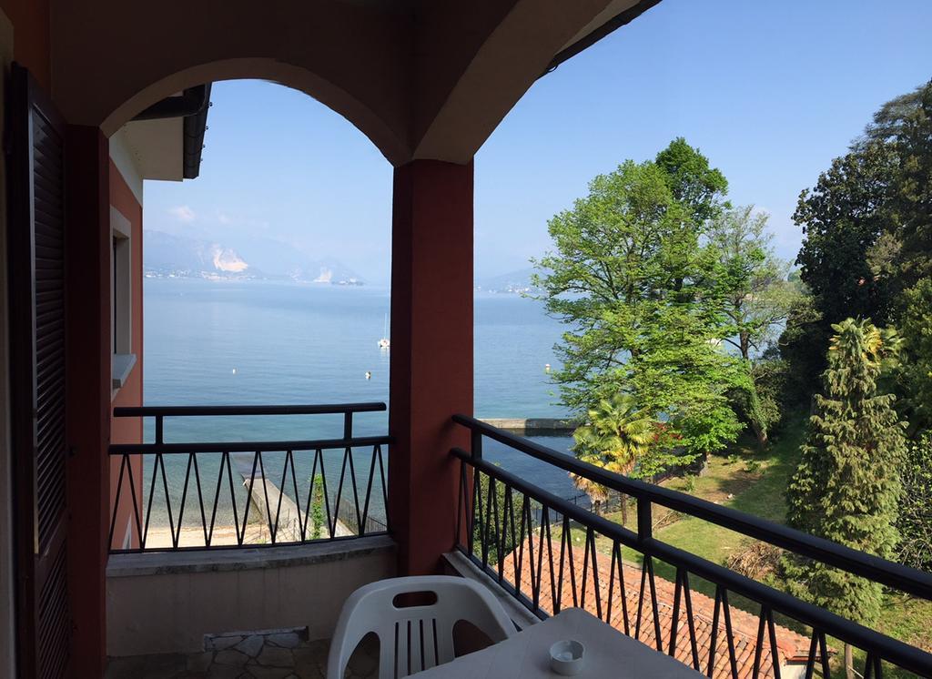 Albergo Riva Reno Di Leggiuno Exterior foto